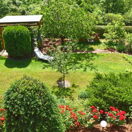 Sylvan In With Garden